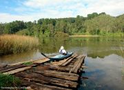 Travesia en Kayak al río Angachilla entrando al agua Travesia en Kayak al río Angachilla entrando al agua