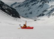 Travesia en Kayak a la Laguna del Inca en la nieve Travesia en Kayak a la Laguna del Inca en la nieve