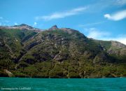 Travesia en Kayak al Lago Espolon enormes cerros Travesia en Kayak al Lago Espolon enormes cerros